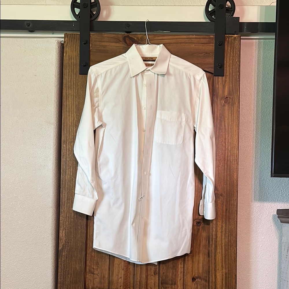 White Dress Shirt with Long Sleeves and Button-Down Collar